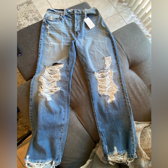 NWT Woman’s Cello super high rise jeans never worn. Size 13 fit like 11 - Picture 2 of 6